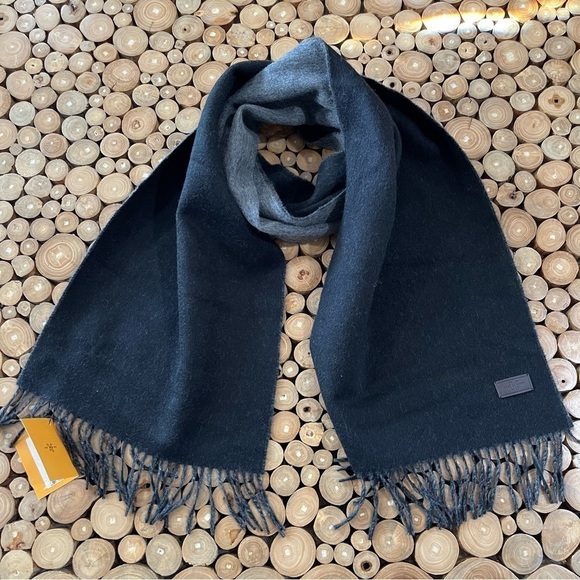 Hickey Freeman Solid Double Face Merino Wool Fringe Scarf Black/Gray Reversible - Picture 6 of 12